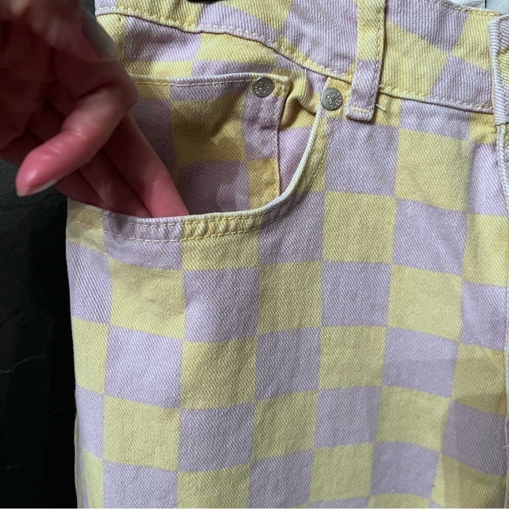 The Ragged Priest UO Exclusive
Checkered Jean Size: 28 color: yellow/ purple - Picture 9 of 17